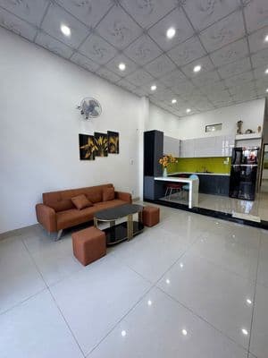 Cho thuê nhà cấp 4 , FULL nội thất gần chợ Cẩm Lệ