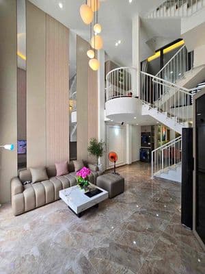 883 cho thuê nhà 3 tầng mới xây 100% kiệt trần cao vân