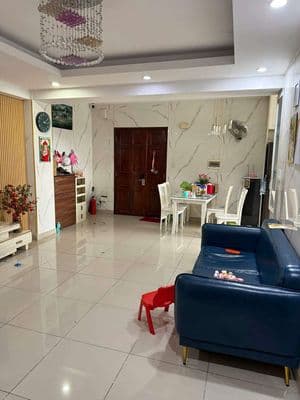 Cho thuê chung cư tín phong 12view dt 85m2 có 2pn,2wc. lầu 10, full nt