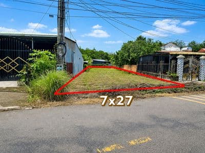 Lô đất sát Vin Hóc Môn 189m2 1 tỷ 120 đường nhựa, cách BV Xuyên Á 400m