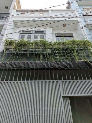 Cho thuê nhà nguyên căn 1 trệt 1 lầu, dt 5×12 có 2pn,2wc. hẻn xe hơi