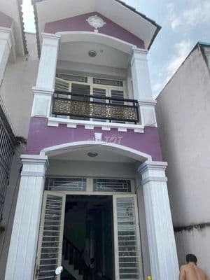 Nhà 105m2 full thổ cư đoàn nguyễn tuấn – hưởng lợi khu đh hưng long