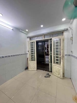 Nhà 2 tầng - sổ vuông - trung tâm bình thạnh - nhỉnh 2 tỷ