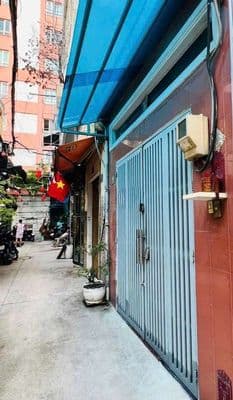 Cho thuê nhà hẻm 5m đường cao đạt, p1, q5 dt 3m