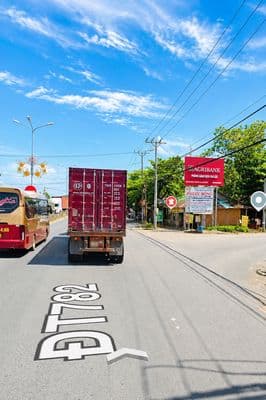 Ngộp sâu ngân hàng lô áp góc, view kênh , gần UBND P Gia Lộc
