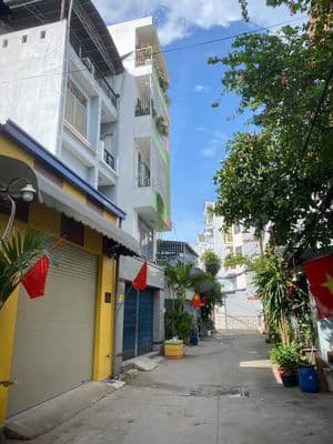 Kẹt bank, bán gấp nhà trục 7m Lê Đức Thọ, DT 5.2x23m, 3 lầu, 9.7 tỷ TL