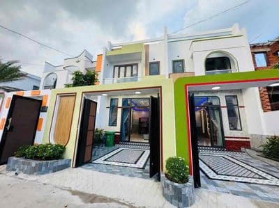 Nhà Mặt Tiền
