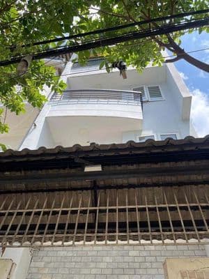Nhà MẶT TIỀN, dtsd 324m2, 6pn Cho CHDV