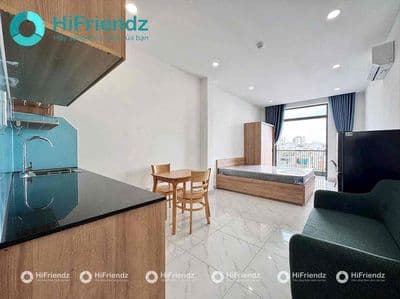 Studio full đồ mới keng 100% ban công riêng ngay goldmark city