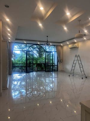 Cho thuê văn phòng – mặt tiền, thuận tiện kinh doanh & làm việc