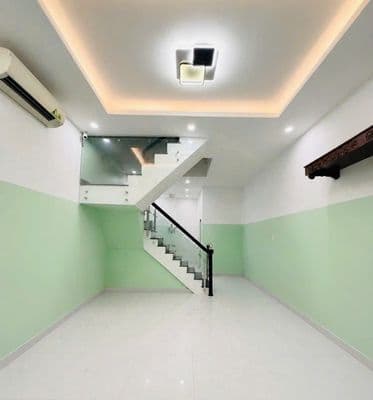 Hẻm xe hơi, 40m2, 4x10, 2PN 2WC Ban Công, 4.35 Tỷ, Chiến Lược Bình Tân