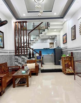 Chỉ 4tyxx có nhà 3 tầng - kiệt oto nguyễn phước nguyên