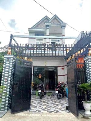 bán căn nhà ngay thánh thất tâm kim