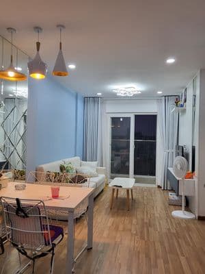 Bán căn 2 phòng ngủ view Võ Văn Kiệt, full nội thất