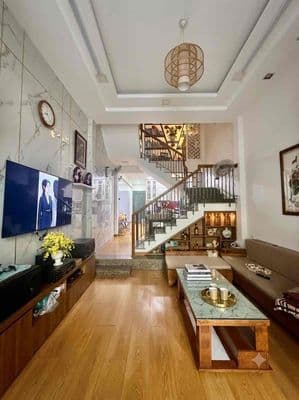 bán nhà 2 tầng đường duy tân hải châu siêu rẻ