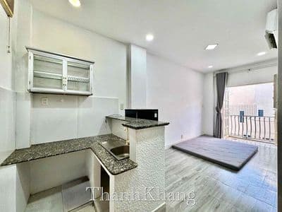 Cho thuê studio ban công thang máy hầm xe ngay tô hiến thành quận 10