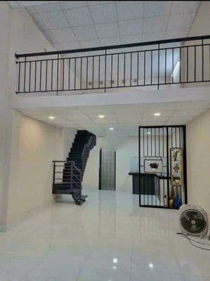 Cho thuê nhà Đường Số 8 – 4x10m Trệt+Gác lửng, 2 WC. Hẻm 5m. P.Bhh