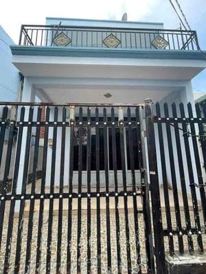 Nhà nguyên căn 4 phòng ngủ Lò Lu gần vinhome Q.9