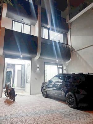 Bán nhà Hoàng Mai, 50m², 6 tầng, thang máy, 18 tỷ