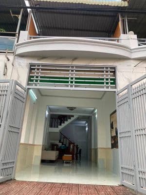 Nhà Sổ Riêng Dĩ An gần Ngã Tư 550, 4x15m, 3.68 tỷ