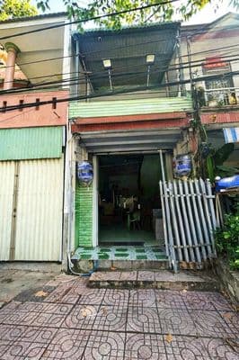 Nhà mặt tiền Bùi Quốc Khánh, Thủ Dầu Một, 4 tỷ