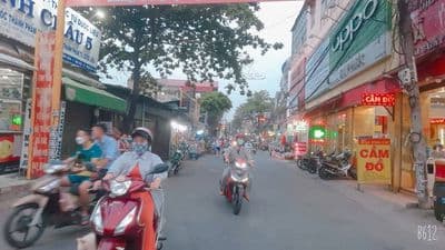 Bán nhà trục chính chợ 434 Bình Hòa, BD, 151m2, 6 tỷ 9xx