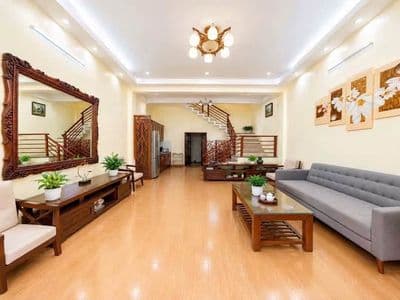 Nhà 50m² 5 tầng Bồ Đề - Lâm Du, gần hồ, giá nhỉnh 8 tỷ