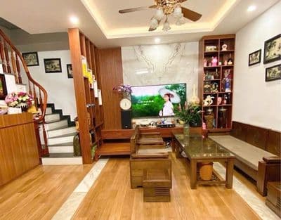 Bán nhà đẹp 5 tầng, 3PN full nội thất, Việt Hưng, Long Biên