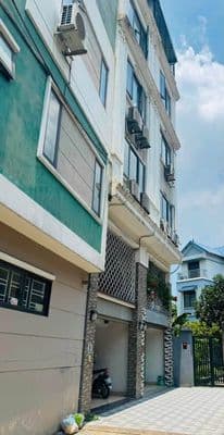 Nhà 6 tầng ô tô 7 chỗ ngủ Thạch Bàn, sát chợ Đồng Dinh hơn 7 tỷ