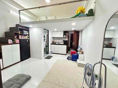 Cho thuê căn hộ duplex ban công ngay trung tâm bình thạnh