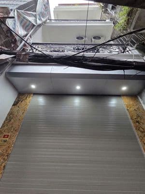 Cho thuê nhà 51m2 x 5 tầng ngõ Chợ Khâm Thiên, Đống Đa