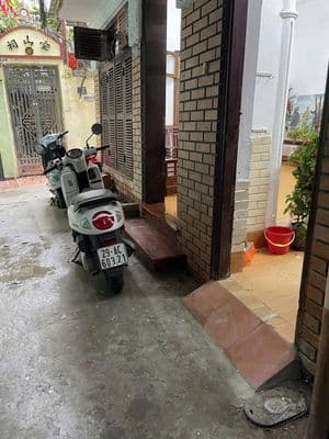 Cho thuê nhà 45m2 x 2 tầng, 4PN, Đội Cấn, Ba Đình
