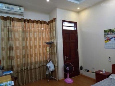 Cho thuê nhà 4 tầng khuất Duy Tiến, đủ nội thất