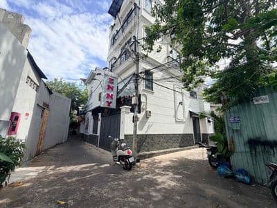 Ngay chợ gò vấp – 74m² – ngang 4.3m – 2 tầng – gần mặt tiền | 6.1 tỉ