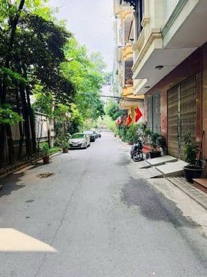 Bán nhà 40m² Nguyễn Khánh Toàn, Cầu Giấy, full nội thất