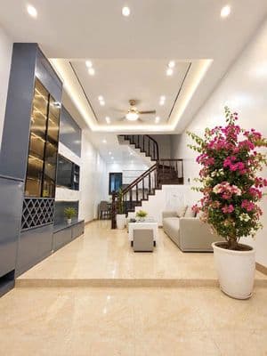 Cho thuê nhà Khâm Thiên, Đống Đa, full nội thất