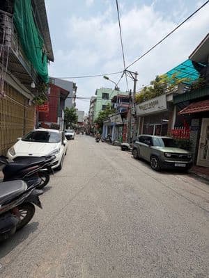 Bán nhà Đan Phượng, 50m2, 4 tầng, gần chợ, trường học