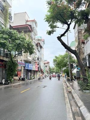 Bán nhà 5 tầng 32m2 Tây Hồ, 7.38 tỷ