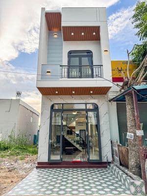 Nhà 1 trệt 1 lầu đường số 2, TP Cần Thơ