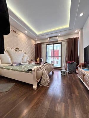 Bán nhà 5 tầng full nội thất 35m2 ngõ Vĩnh Hưng