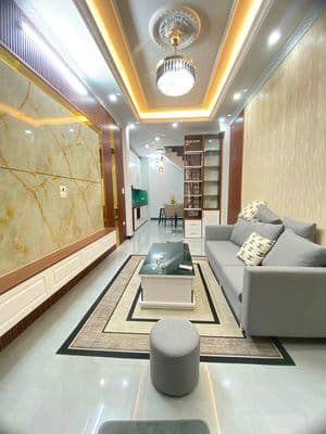 Nhà đẹp Vĩnh Hưng, 40m2, 5 tầng, full nội thất, 8.6 tỷ