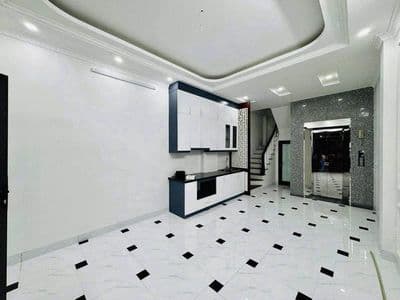 Nhà Minh Khai - HBT, 35m2, 5 tầng thang máy, 9.6 tỷ