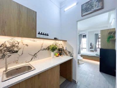 Trống sẵn căn studio ban công tách bếp ngay trung tâm q3 giá ưu đãi
