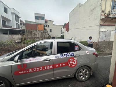 Bán đất 62m2 gần Cầu Nhật Tân, Hà Nội