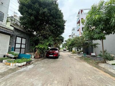 Cho thuê nhà mới xây. tại vườn lài. apđ.q12 đường 12m khu dân trí cao