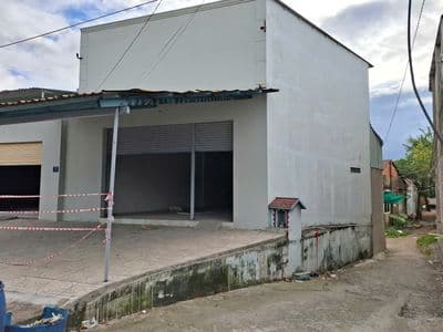 Cho thuê nhà vừa ở vừa kinh doanh tại 1062 ql1 sát ngã tư tư Trạm 2