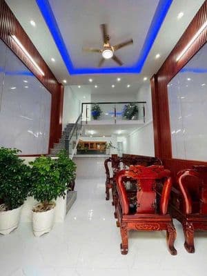 Nhà đẹp 4 x13 gác lửng đường thới hòa vla
