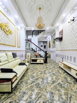 Nhà thống nhất 4pn đủ nội thất