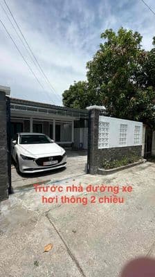 Mình chính chủ cần bán nhà có sân vườn, để được 2 xe ô tô: 6m3x21m
