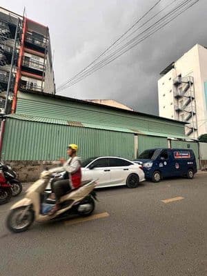 Kho 480m² - Đường 12m - Mặt tiền nội bộ Lê Trọng Tấn